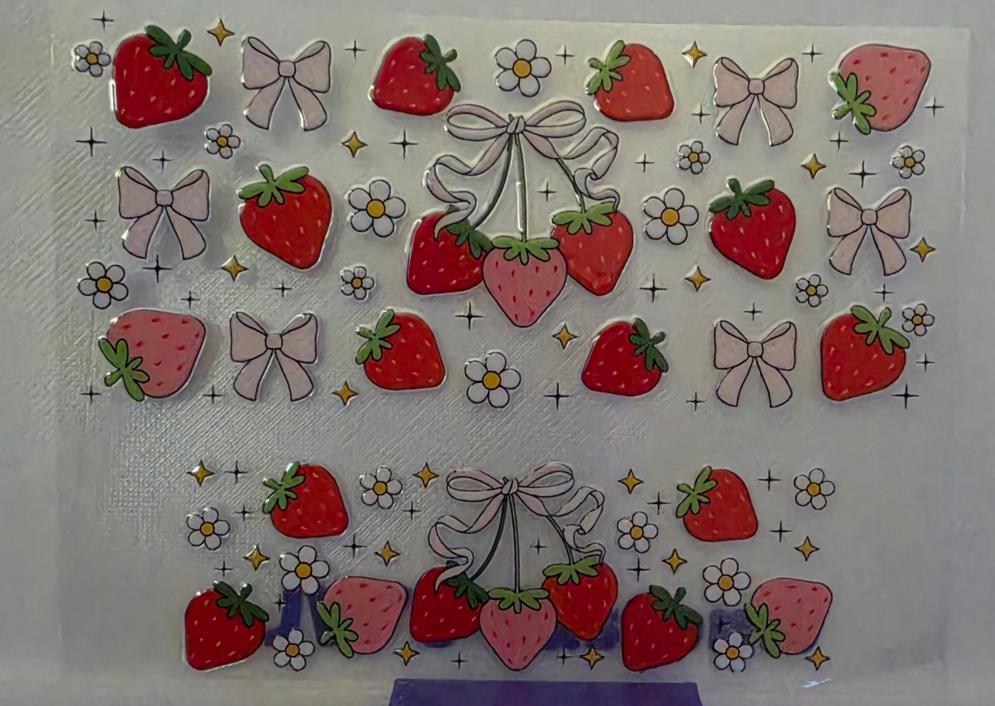 D24-Strawberry Bow Stanly Keychain Decal