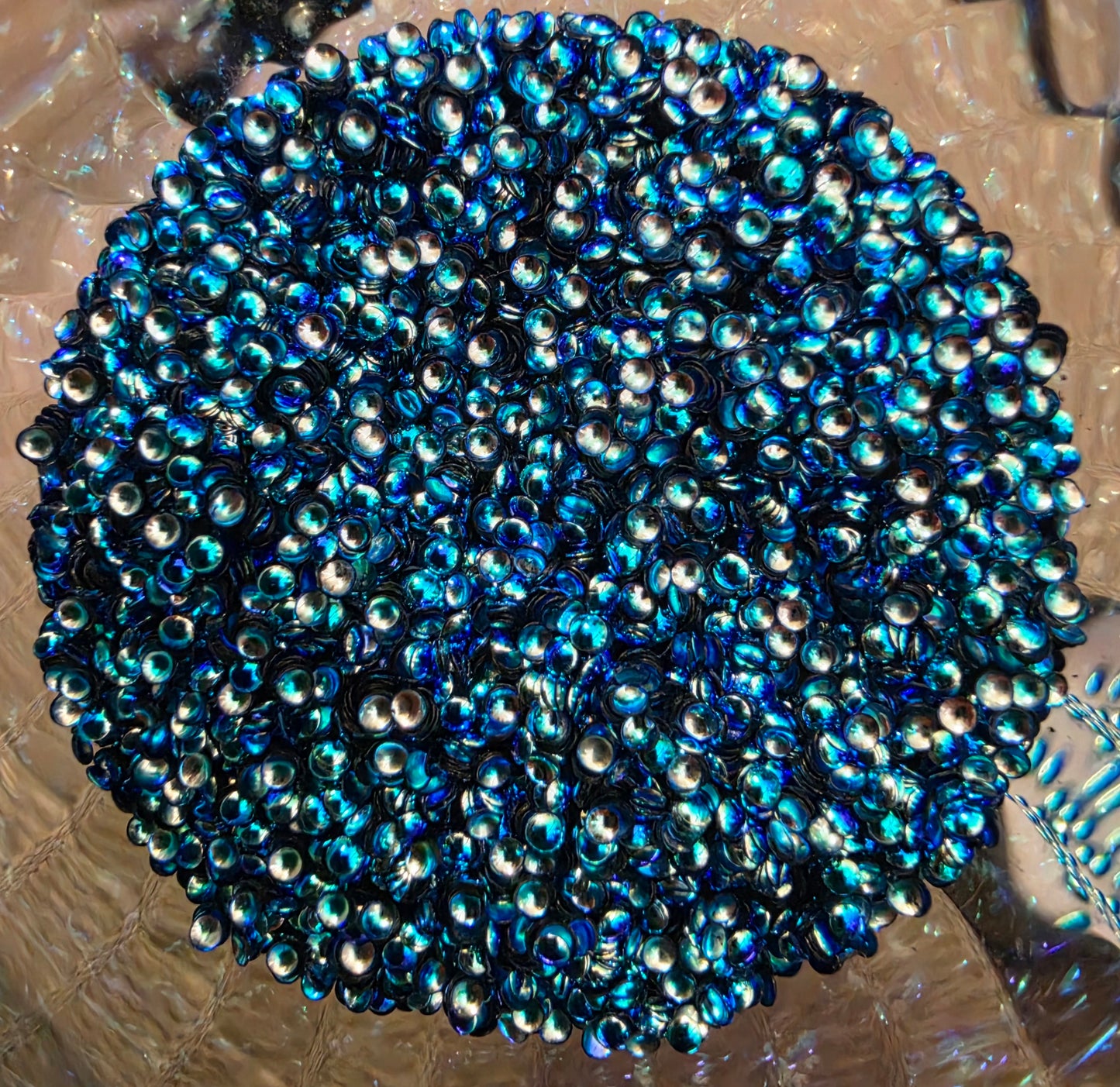 Ocean Pearl Glitter