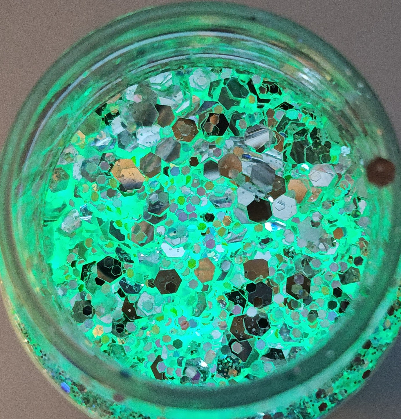 Sterling Glow Glitter
