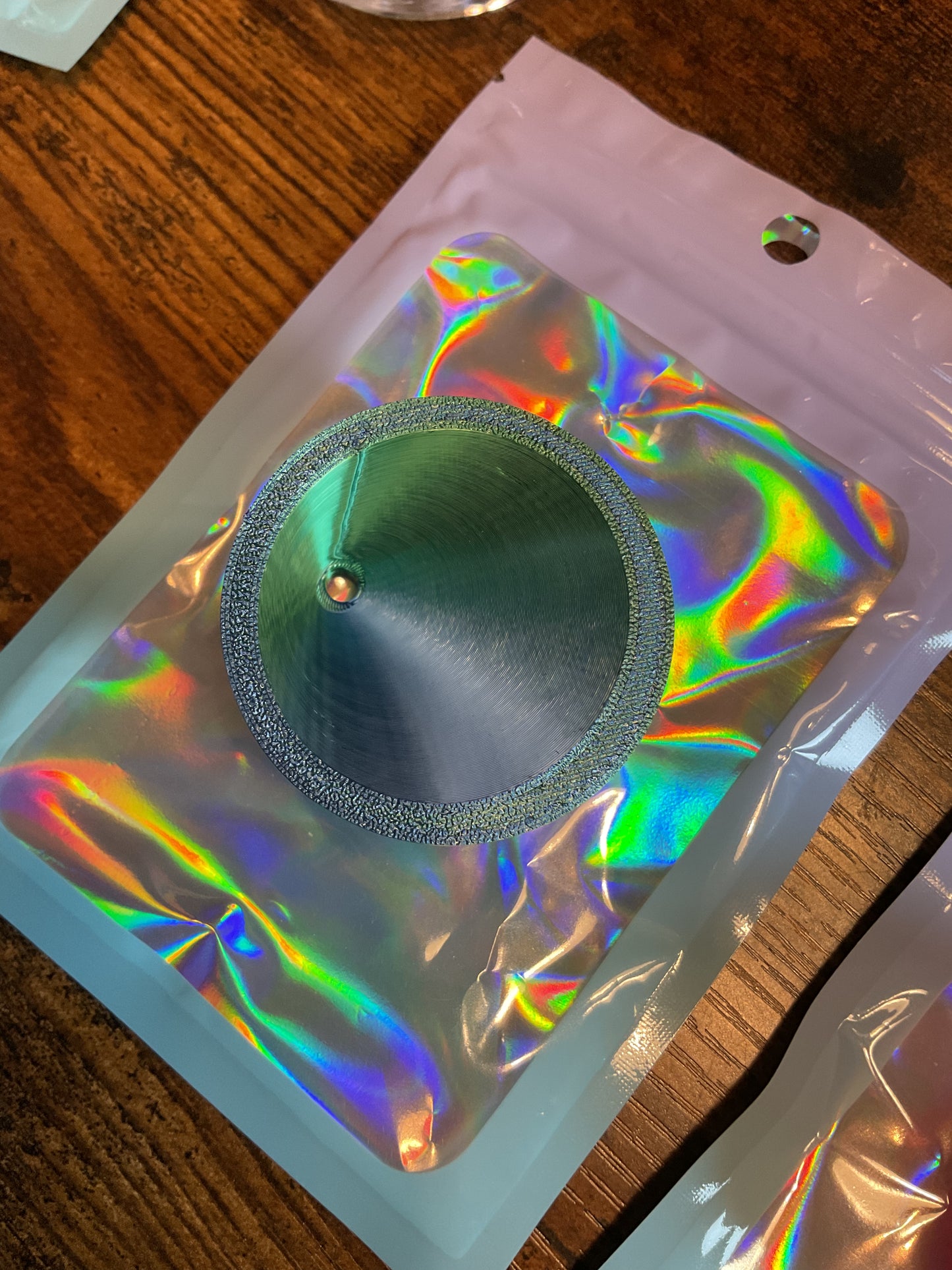 Blue/green Funnel