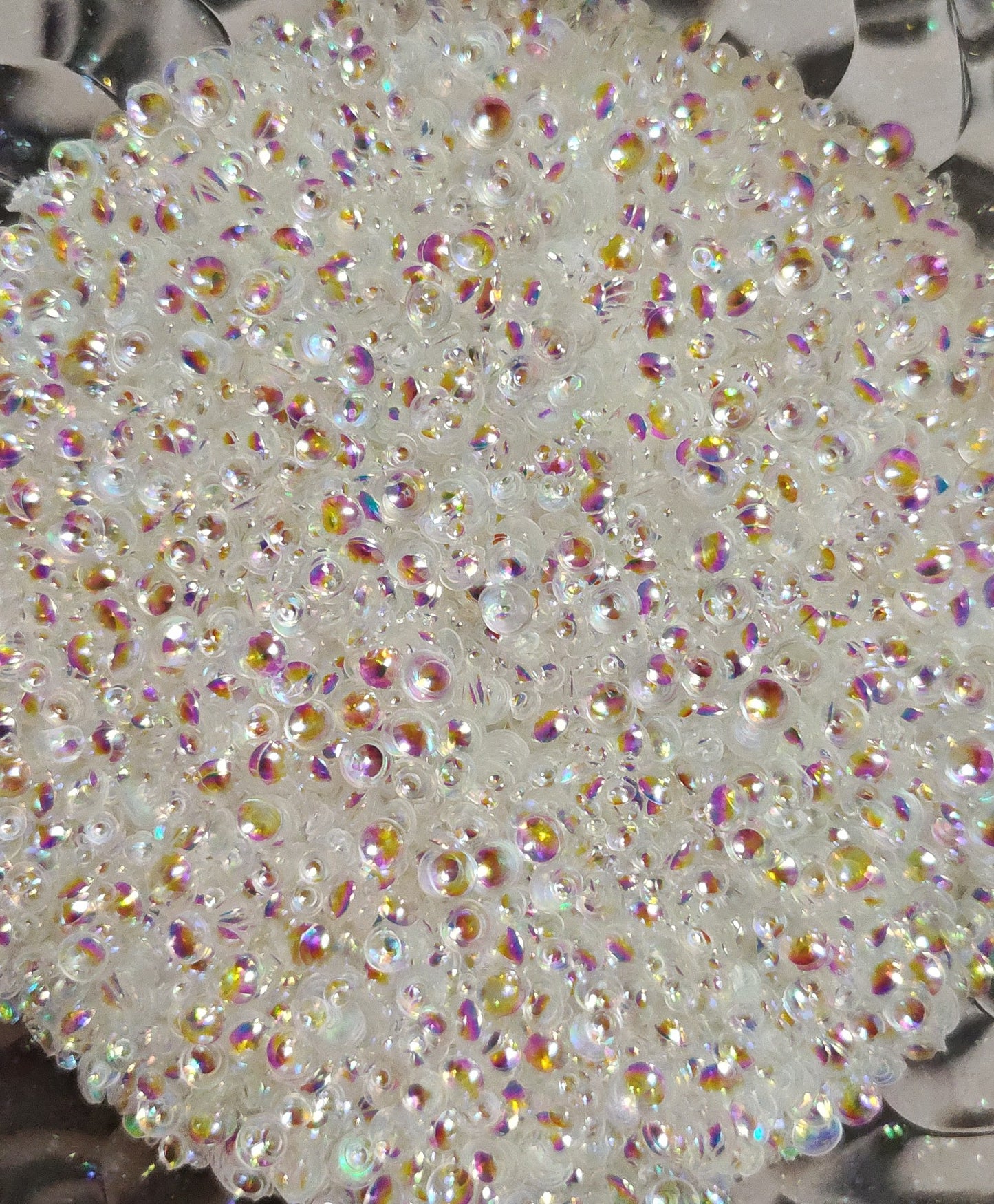 Mrs. Casper Pearl Glitter